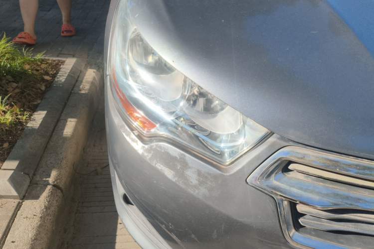 Used Citroen C4L 2013 1.6L Manual Jingzhi Edition Right Front Headlight