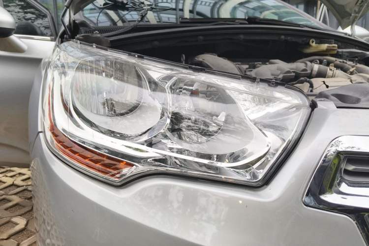 Used Citroen C4L 2013 1.6 THP Automatic Impression Edition Right Front Headlight
