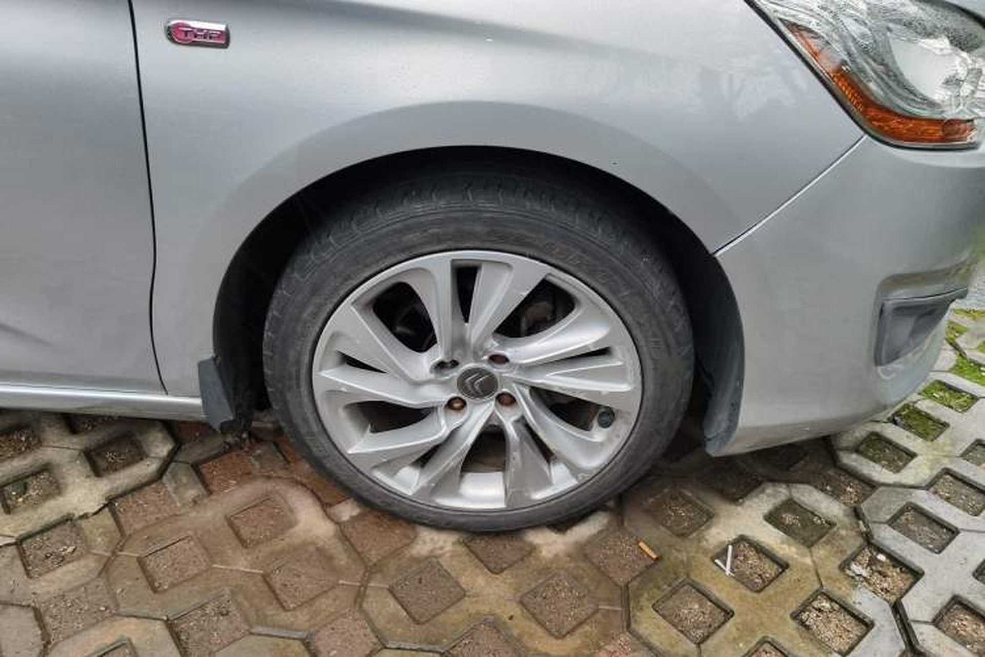 Used Citroen C4L 2013 1.6 THP Automatic Impression Edition Right Front Wheel Hub