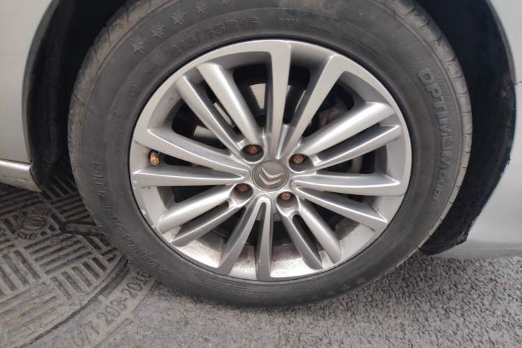 Used Citroen C4L 2013 1.6THP Automatic Enjoyment Edition Right Front Wheel Hub