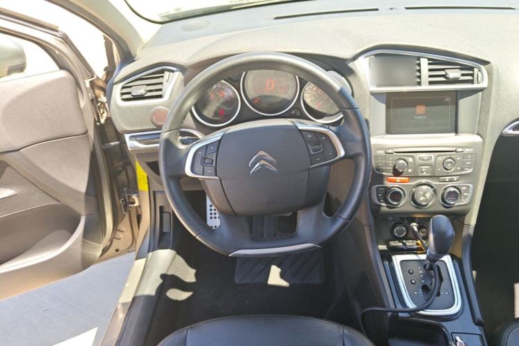 Used Citroen C4L 2013 1.6 THP Automatic Impression Edition Steering Wheel