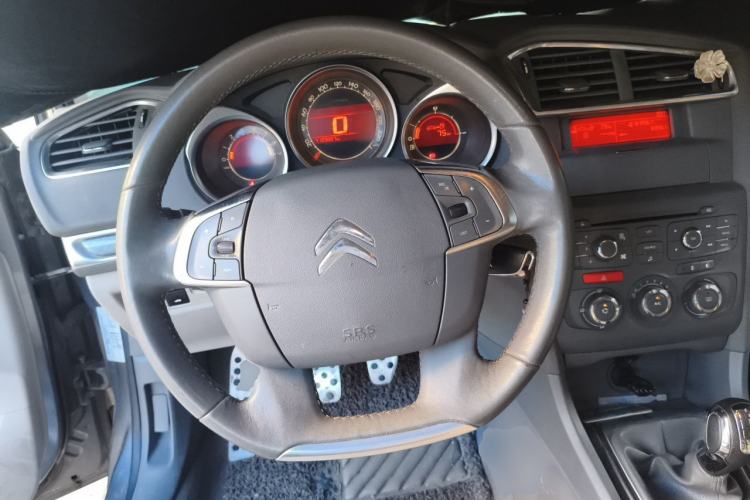 Used Citroen C4L 2013 1.6L Manual Jingzhi Edition Steering Wheel