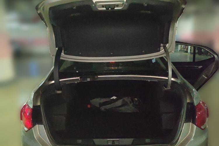 Used Citroen C4L 2013 1.6 THP Automatic Impression Edition Trunk