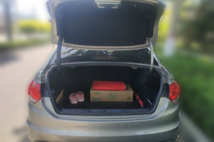 Used Citroen C4L 2013 1.6 THP Automatic Impression Edition Trunk
