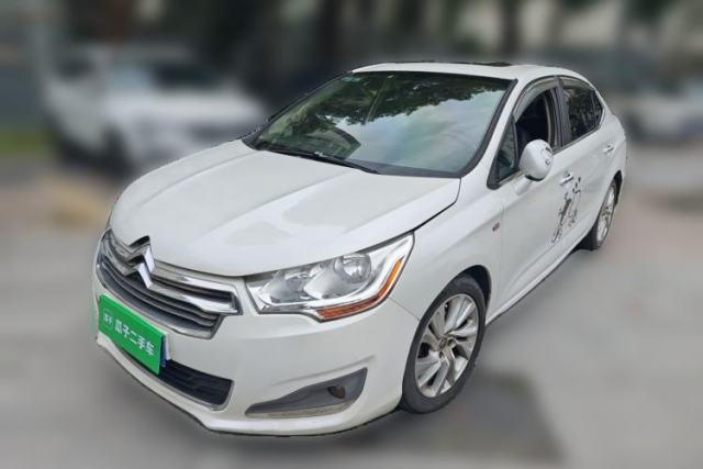 Ojetý Citroen C4L 2013 1.6 THP Automatic Impression Edition