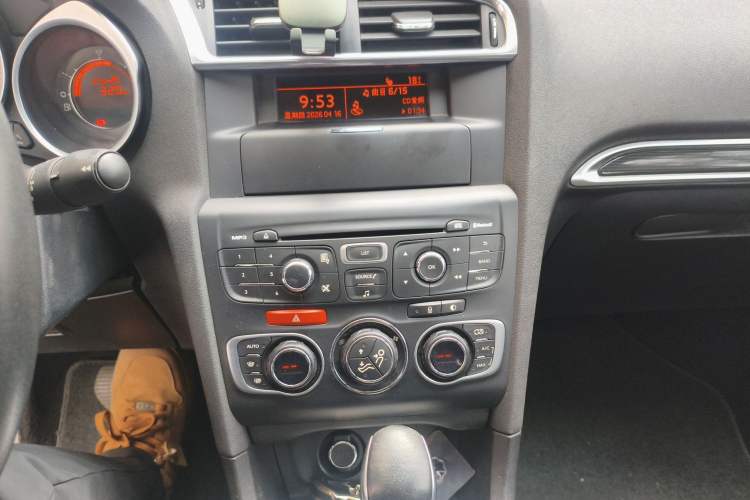Used Citroen C4L 2013 1.6 THP Automatic Impression Edition Audio And AC Panel