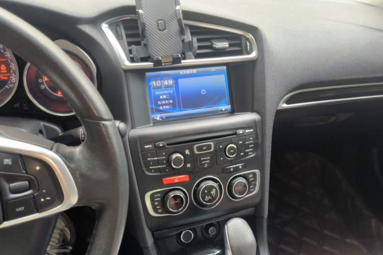 Used Citroen C4L 2013 1.8L Automatic Jingzhi Edition Audio And AC Panel