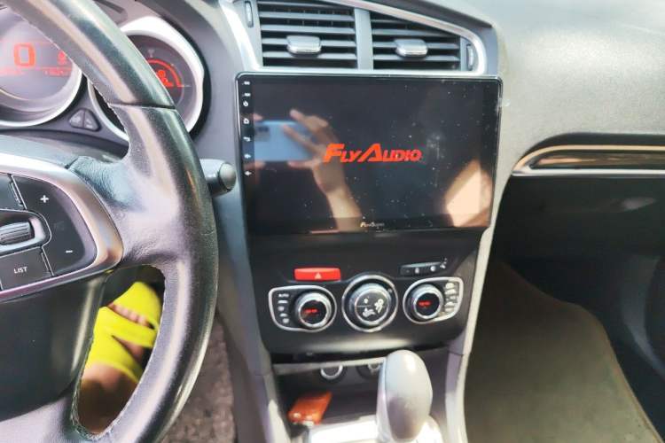 Used Citroen C4L 2013 1.6 THP Automatic Impression Edition Audio And AC Panel