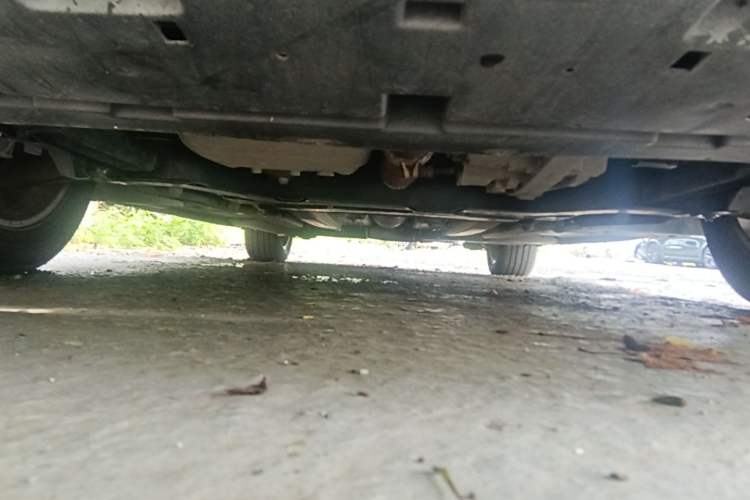 Used Citroen C4L 2013 1.8L Automatic Jingzhi Edition Chassis Front