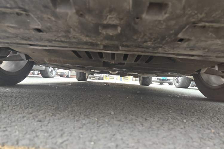 Used Citroen C4L 2013 1.6 THP Automatic Impression Edition Chassis Front