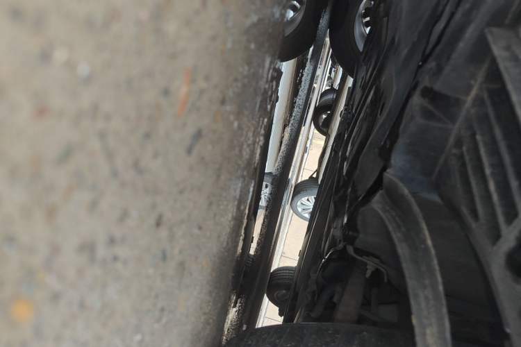 Used Citroen C4L 2013 1.6L Manual Jingxiang Edition Chassis Front Left