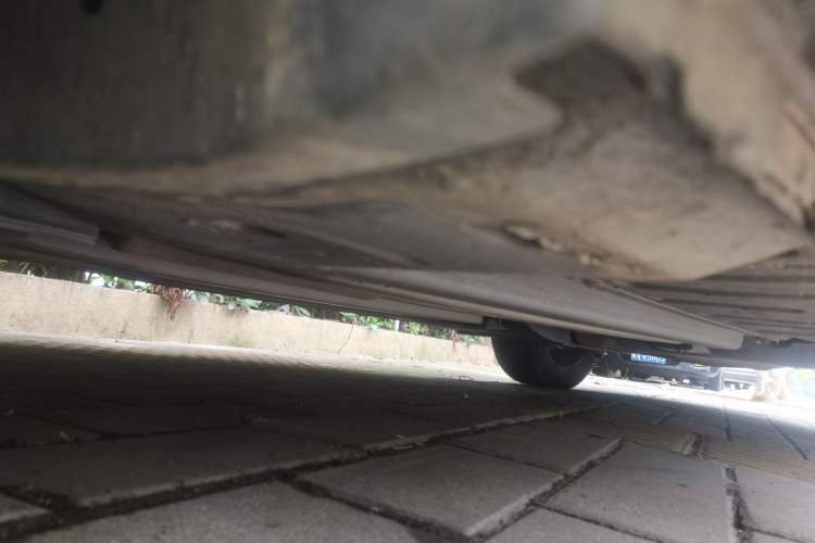 Used Citroen C4L 2013 1.8L Automatic Enjoyment Edition Chassis Front Left