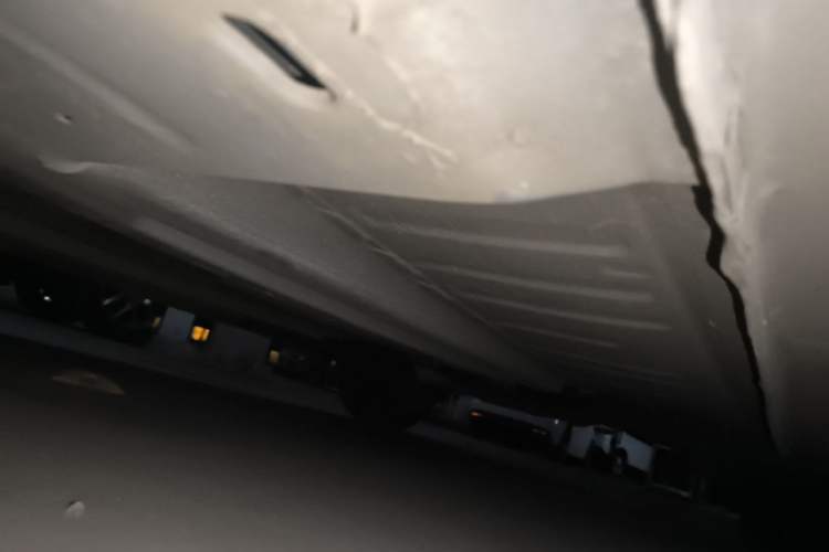 Used Citroen C4L 2013 1.8L Automatic Jingzhi Edition Chassis Front Left