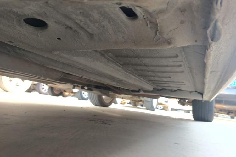 Used Citroen C4L 2013 1.6 THP Automatic Impression Edition Chassis Front Left