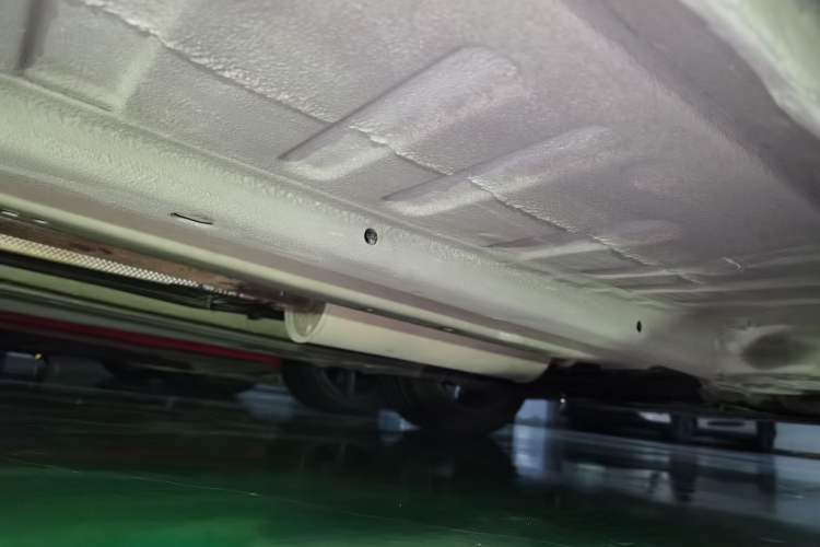 Used Citroen C4L 2013 1.6 THP Automatic Impression Edition Chassis Front Right