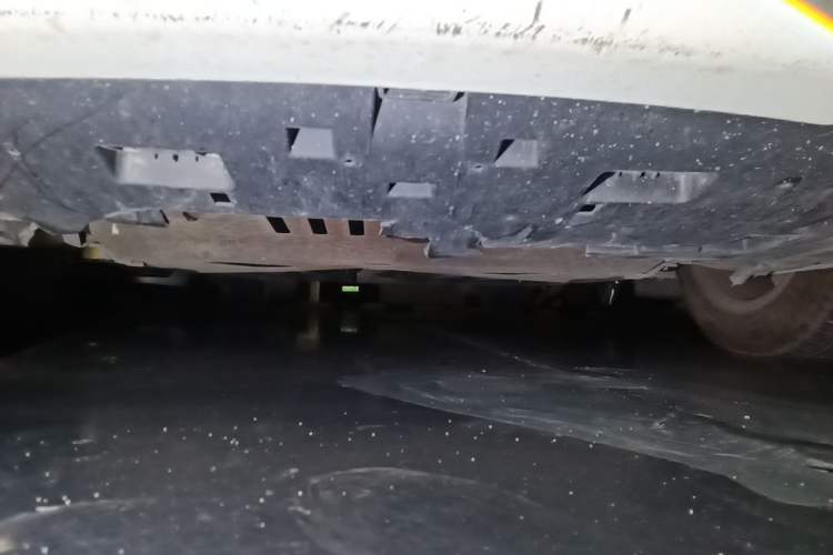 Used Citroen C4L 2013 1.8L Automatic Jingzhi Edition Chassis Front