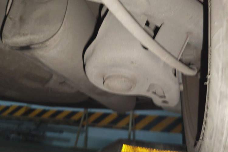 Used Citroen C4L 2013 1.8L Automatic Jingzhi Edition Chassis Rear Left
