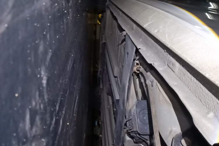 Used Citroen C4L 2013 1.8L Automatic Jingzhi Edition Chassis Rear Left