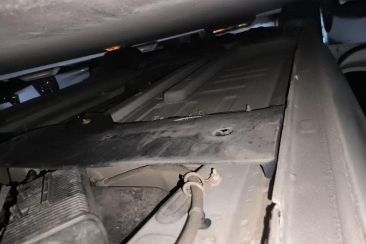 Used Citroen C4L 2013 1.8L Automatic Jingzhi Edition Chassis Rear Left