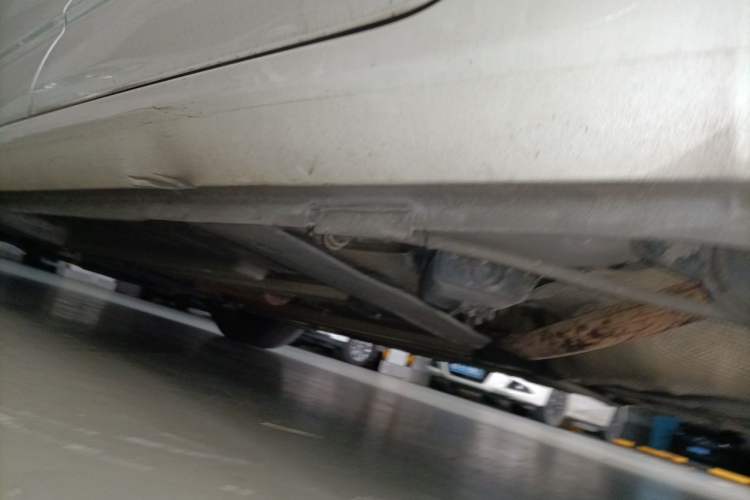 Used Citroen C4L 2013 1.8L Automatic Jingzhi Edition Chassis Rear Left