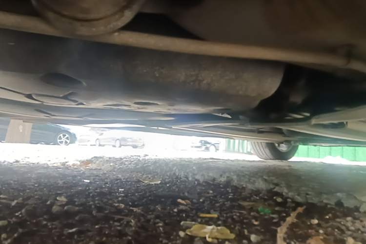 Used Citroen C4L 2013 1.8L Automatic Jingzhi Edition Chassis Rear Right