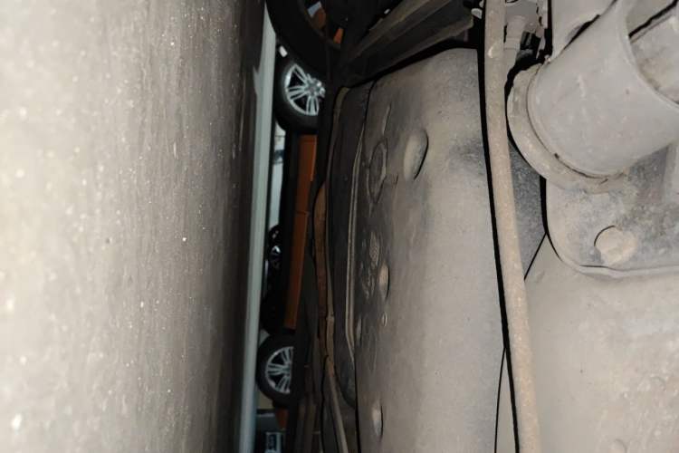 Used Citroen C4L 2013 1.6 THP Automatic Impression Edition Chassis Rear Right