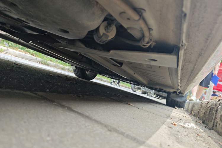 Used Citroen C4L 2013 1.8L Automatic Jingchi Edition Chassis Rear Right
