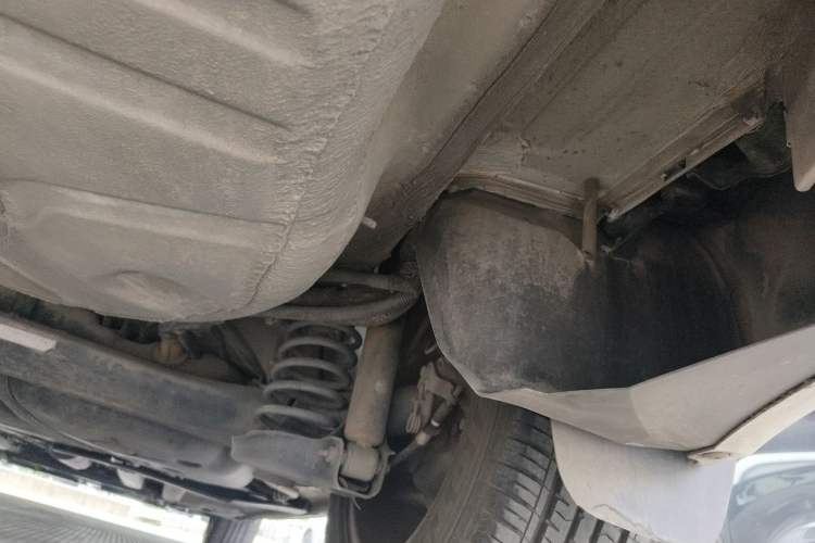 Used Citroen C4L 2013 1.8L Automatic Jingzhi Edition Chassis Rear Right