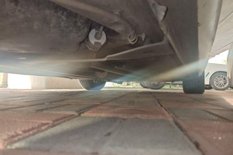 Used Citroen C4L 2013 1.6 THP Automatic Impression Edition Chassis Rear Right