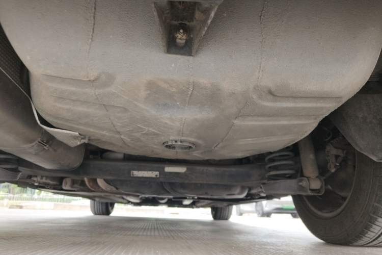 Used Citroen C4L 2013 1.8L Automatic Jingzhi Edition Chassis Rear