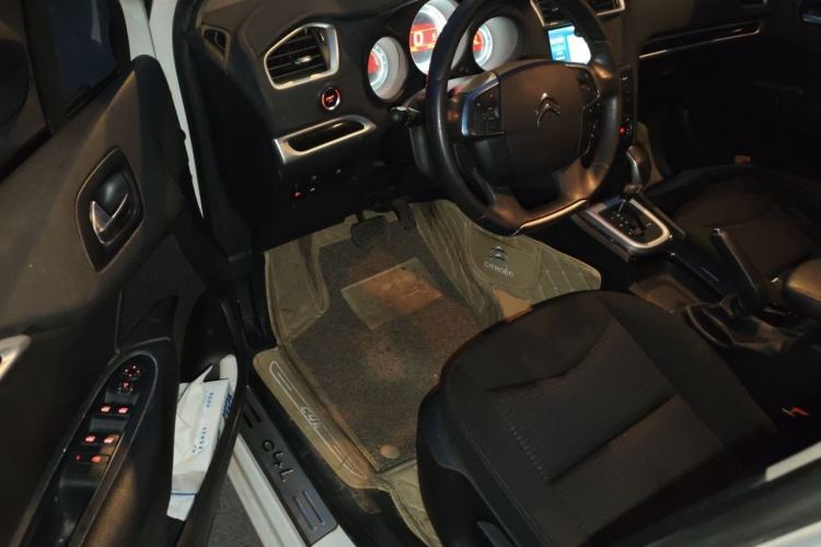 Used Citroen C4L 2013 1.6THP Automatic Enjoyment Edition Driver Seat
