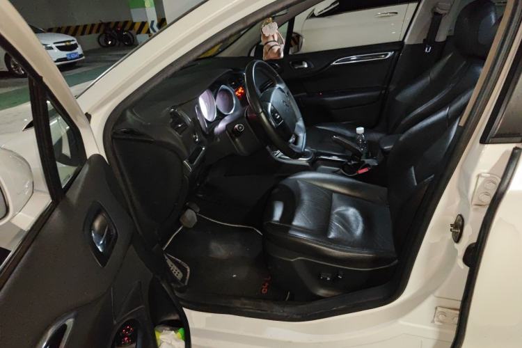 Used Citroen C4L 2013 1.6 THP Automatic Impression Edition Driver Seat