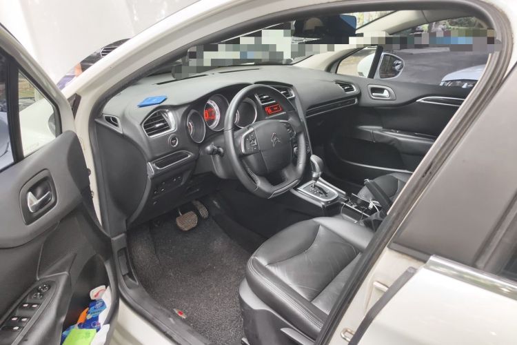 Used Citroen C4L 2013 1.8L Automatic Jingzhi Edition Driver Seat