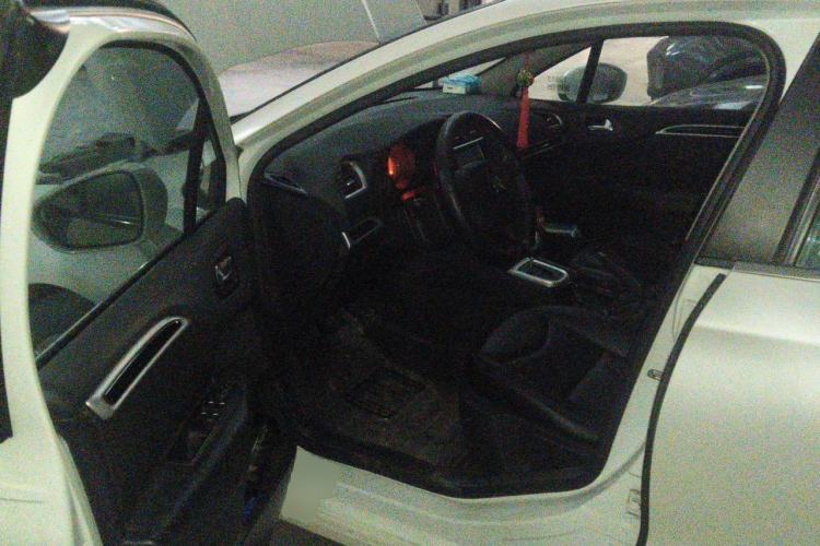 Used Citroen C4L 2013 1.8L Automatic Enjoyment Edition Driver Seat