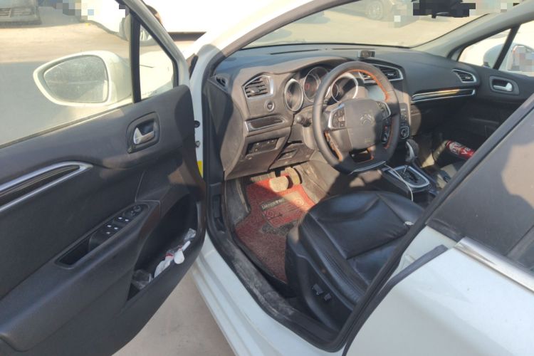 Used Citroen C4L 2013 1.6 THP Automatic Impression Edition Driver Seat