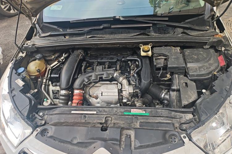 Used Citroen C4L 2013 1.6 THP Automatic Impression Edition Engine Bay