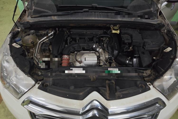 Used Citroen C4L 2013 1.6THP Automatic Dynamic Edition Engine Bay