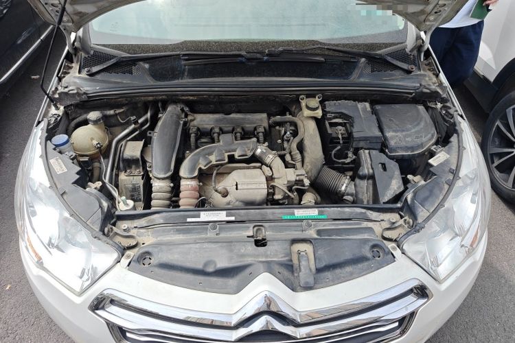 Used Citroen C4L 2013 1.6 THP Automatic Impression Edition Engine Bay