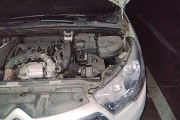 Used Citroen C4L 2013 1.6THP Automatic Dynamic Edition Engine Bay Left