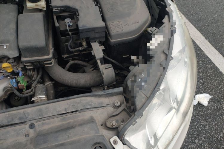 Used Citroen C4L 2013 1.8L Manual Jingxiang Edition Engine Bay Left