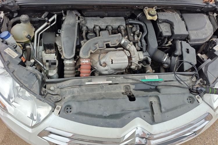 Used Citroen C4L 2013 1.6THP Automatic Dynamic Edition Engine Bay