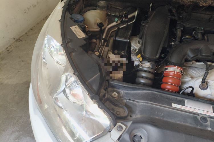 Used Citroen C4L 2013 1.6 THP Automatic Impression Edition Engine Bay Right