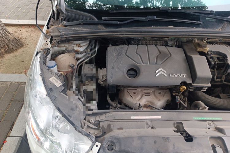 Used Citroen C4L 2013 1.8L Manual Jingxiang Edition Engine Bay Right
