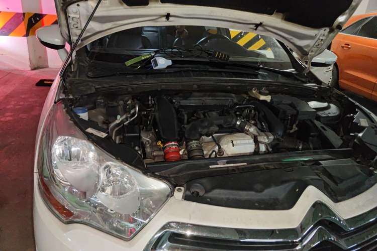 Used Citroen C4L 2013 1.6 THP Automatic Impression Edition Engine Bay Right
