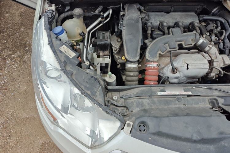 Used Citroen C4L 2013 1.6THP Automatic Dynamic Edition Engine Bay Right