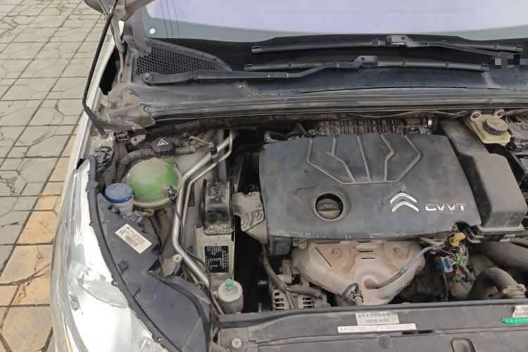 Used Citroen C4L 2013 1.8L Automatic Enjoyment Edition Engine Bay Right