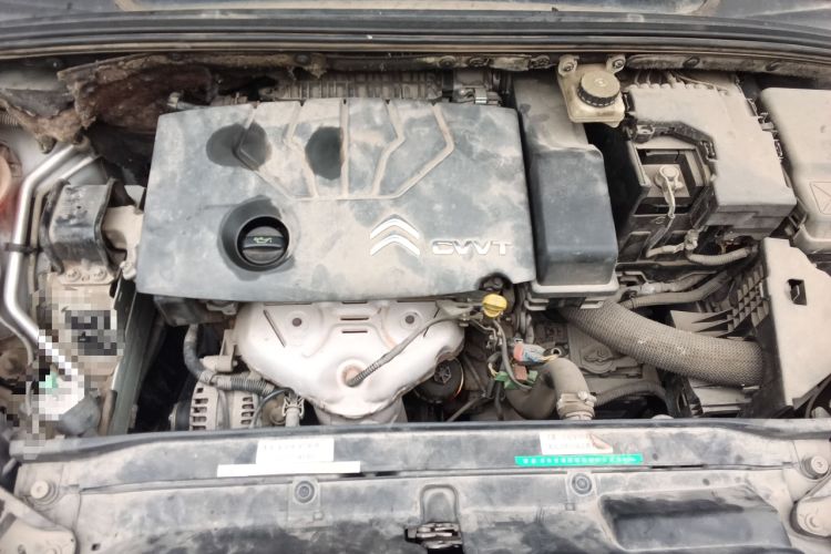 Used Citroen C4L 2013 1.8L Automatic Enjoyment Edition Engine Bay