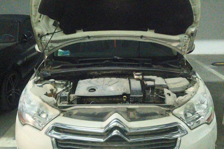 Used Citroen C4L 2013 1.8L Automatic Enjoyment Edition Engine Bay