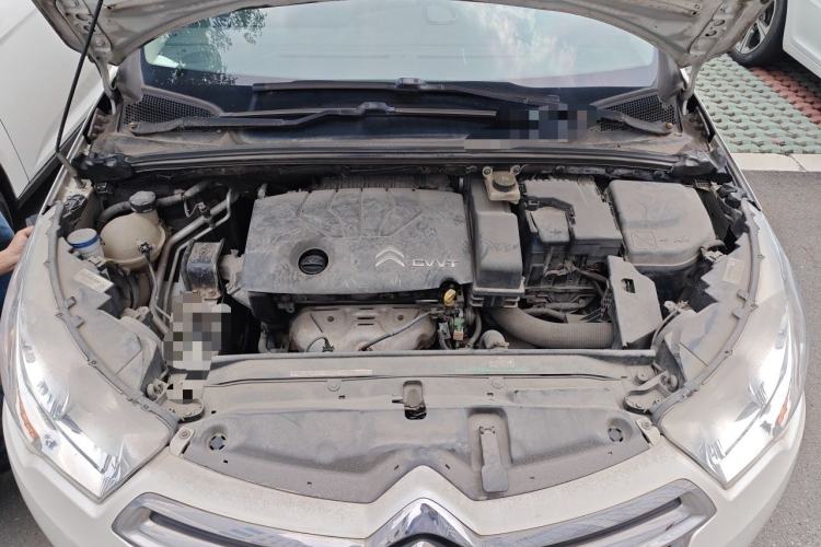 Used Citroen C4L 2013 1.8L Automatic Jingzhi Edition Engine Bay