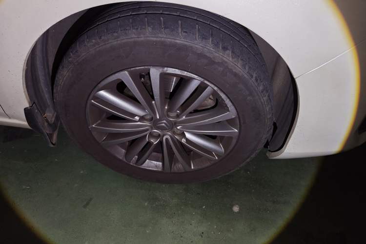 Used Citroen C4L 2013 1.8L Automatic Jingzhi Edition Exterior 7